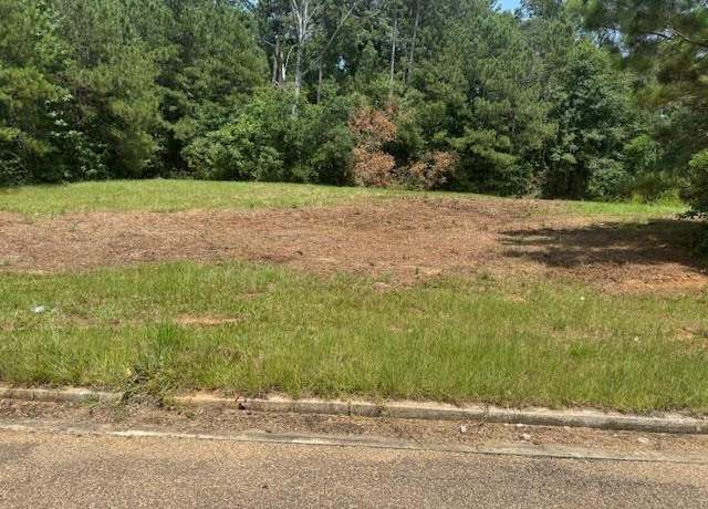 Property at Lot 5 Business Center Dr, Mccomb, MS 39648