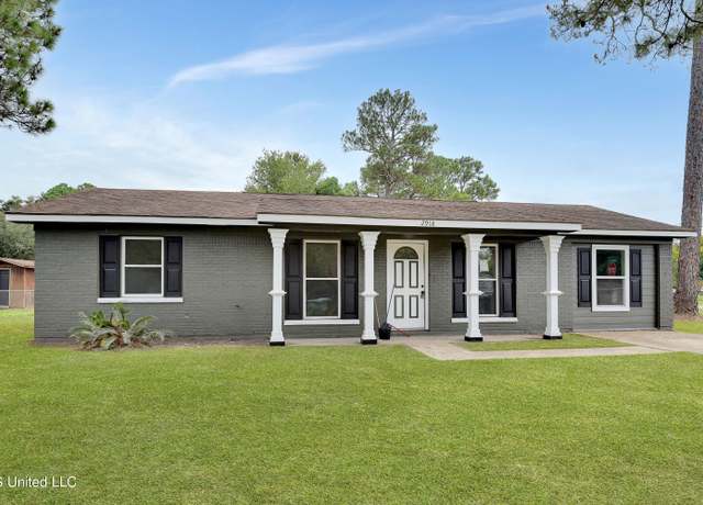 Property at 2918 Gardendale Ave, Gautier, MS 39553, 3 beds, 2 baths