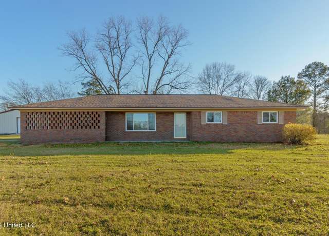 Property at 1010 Seminary-mike Conner Rd, Collins, MS 39428, 3 beds, 2 baths