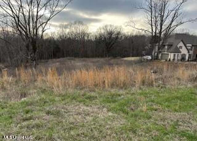 Property at 217 E Byhalia Creek Farms Rd, Byhalia, MS 38611