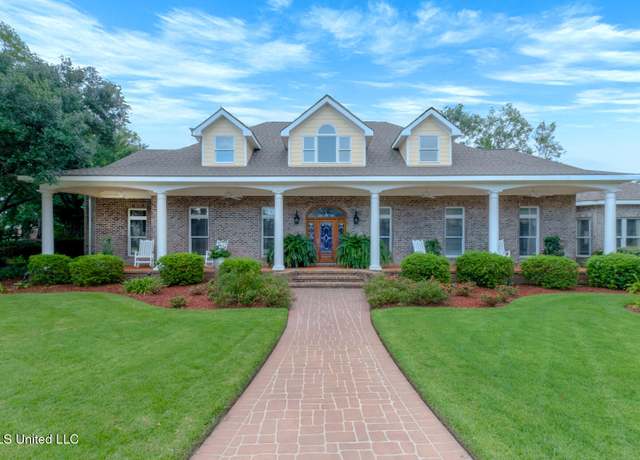 Property at 770 Destiny Plantation Blvd, Biloxi, MS 39532, 4 beds, 2.5 baths