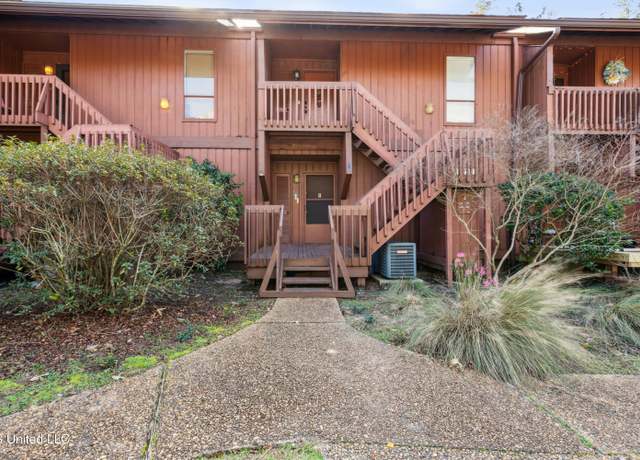 Property at 146 Lakeside Villa Unit J, Diamondhead, MS 39525, 1 bed, 1 bath