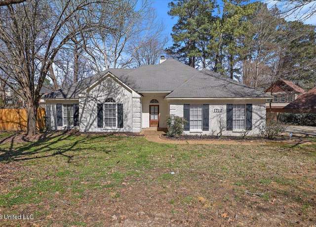 Property at 1712 Rosemont Cir, Clinton, MS 39056, 3 beds, 2 baths