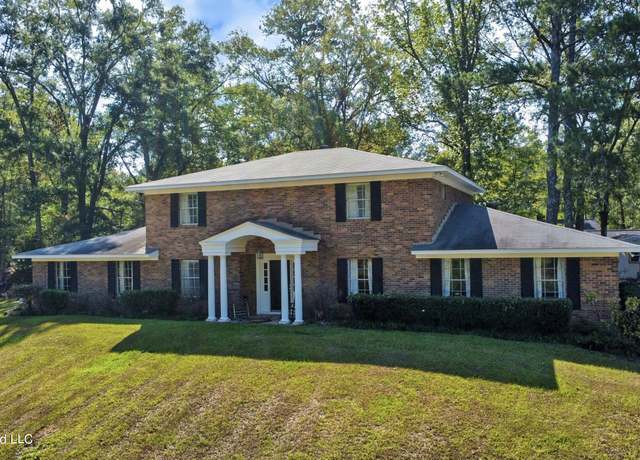 Property at 1870 Pine Hill Dr, Raymond, MS 39154, 4 beds, 3.5 baths