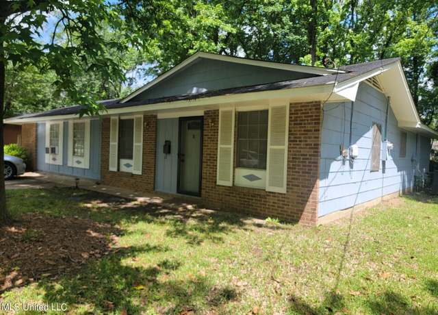 Property at 742 Benning Rd, Jackson, MS 39206, 3 beds, 2 baths