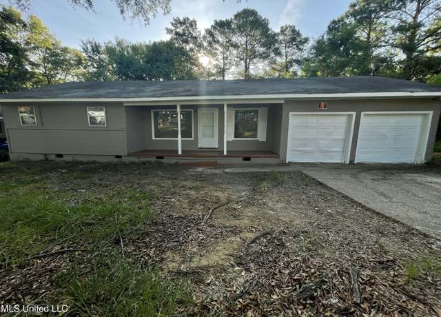 Property at 1922 Shamrock Dr, Jackson, MS 39204, 3 beds, 2 baths