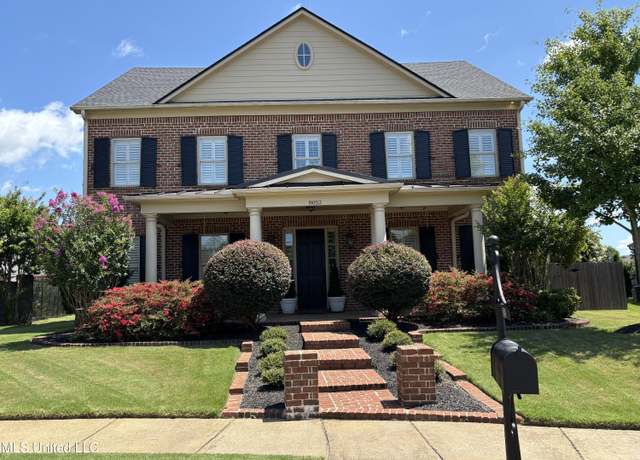 Property at 8052 Christian Ct, Olive Branch, MS 38654, 5 beds, 4 baths