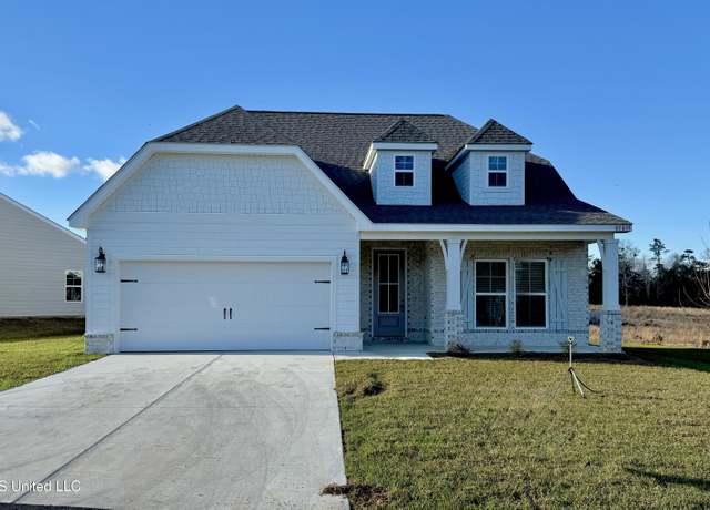 Property at 85035 Pohaku Dr, Diamondhead, MS 39525, 4 beds, 3 baths