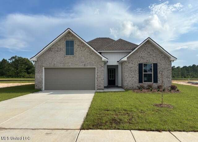 Property at 15217 High Point Dr, Gulfport, MS 39503, 3 beds, 2 baths