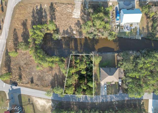 Property at 3430 Lumahai Pl, Diamondhead, MS 39525