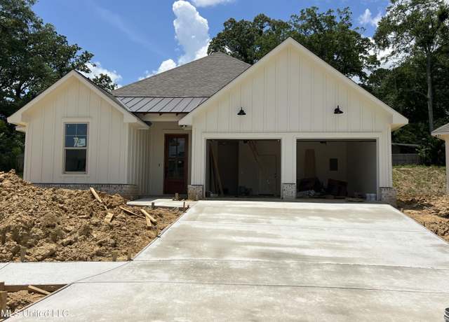Property at 609 Cobalt Way, Brandon, MS 39042, 3 beds, 2 baths
