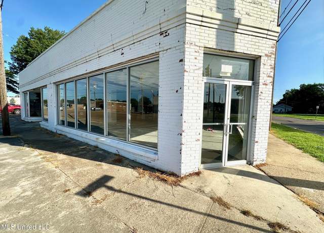 Property at 155 North St, Cleveland, MS 38732