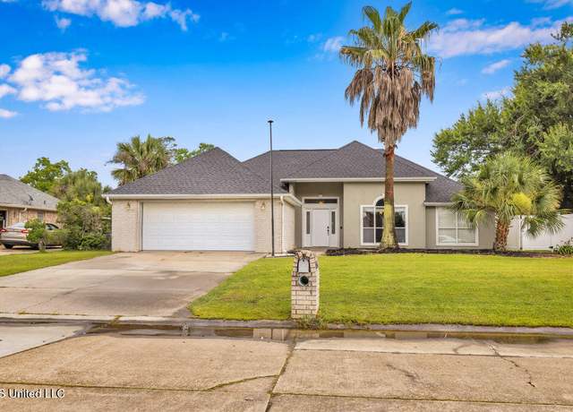 Property at 886 On The Grn, Biloxi, MS 39532, 3 beds, 2 baths