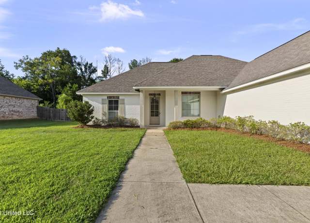 Property at 172 Buckhead Dr, Madison, MS 39110, 3 beds, 2 baths