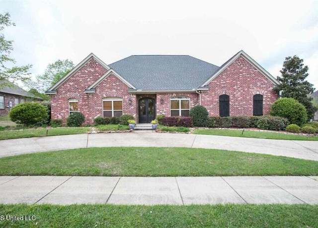 Property at 251 Lake Cir, Madison, MS 39110, 6 beds, 4.5 baths