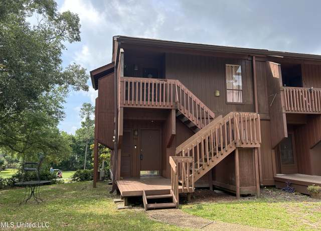 Property at 150 Lakeside Villa Unit J, Diamondhead, MS 39525, 1 bed, 1 bath
