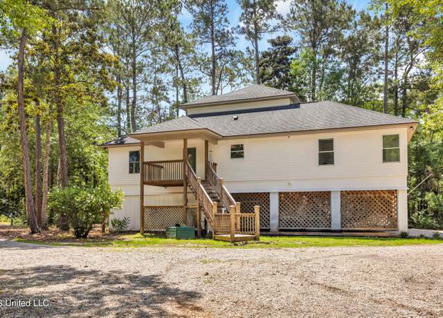 Property at 12680 Woodland Cir, D'iberville, MS 39540, 4 beds, 3.5 baths