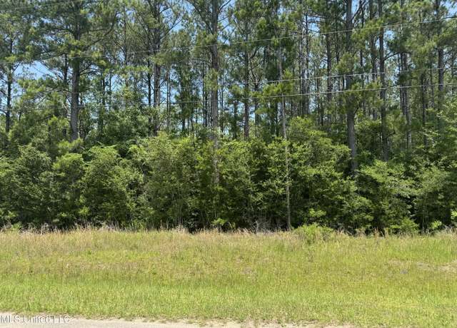 Property at E Edgewood Dr, Saucier, MS 39574