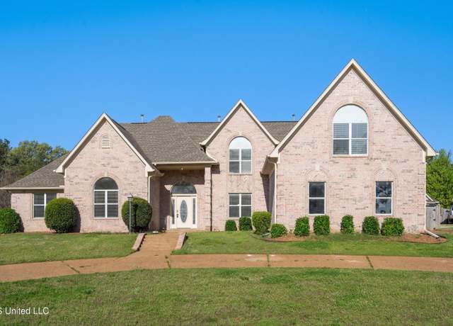Property at 3121 Marcia Louise Dr, Southaven, MS 38672, 5 beds, 3.5 baths