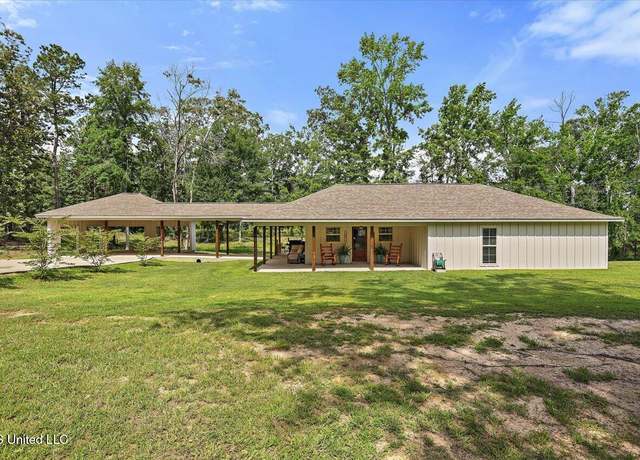 Property at 3341 Simpson Hwy 13, Mendenhall, MS 39114, 2 beds, 2 baths