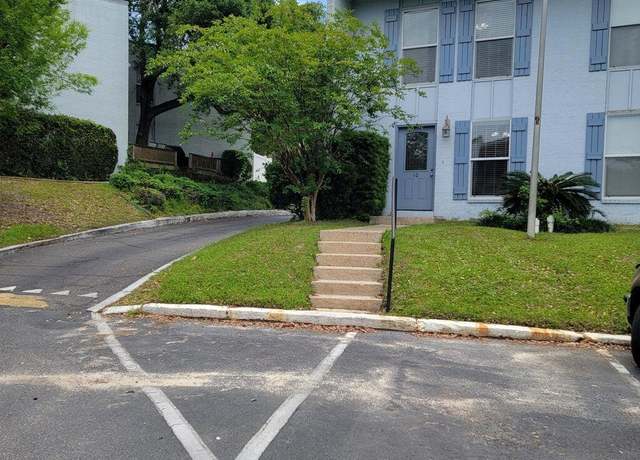 Property at 3230 Cumberland Rd #10, Ocean Springs, MS 39564, 2 beds, 1.5 baths