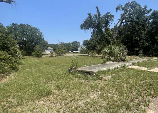 Property at 210 Texas Ave, Gulfport, MS 39507