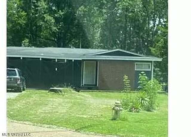 Property at 2906 Lakewood Dr, Jackson, MS 39212, 4 beds, 2 baths