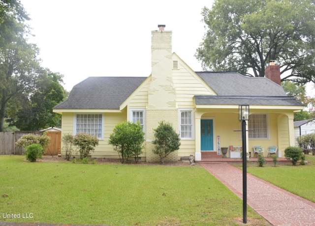 Property at 513 Crockett Ave, Greenwood, MS 38930, 3 beds, 3 baths
