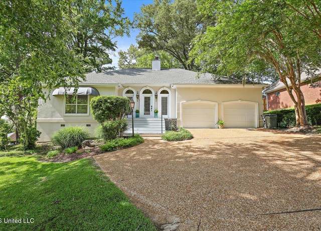 Property at 112 Newport Cir, Clinton, MS 39056, 3 beds, 2 baths