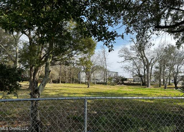 Property at 306 Crawford St, Biloxi, MS 39530