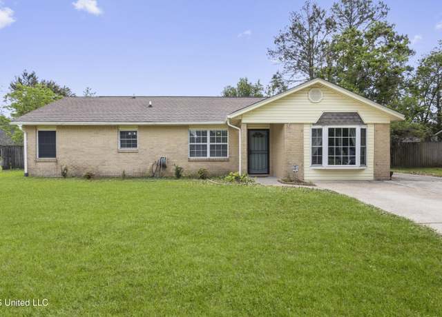 Property at 12509 Ponce De Leon Dr, Ocean Springs, MS 39564, 3 beds, 2 baths