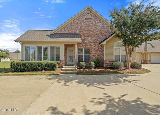 Property at 1010 Independence Blvd, Flowood, MS 39232, 3 beds, 2 baths