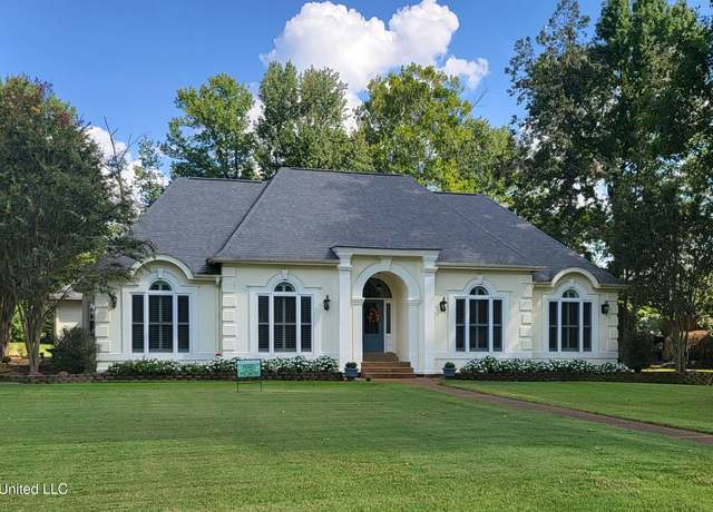 Property at 5126 Saint Andrews Cv, Olive Branch, MS 38654, 3 beds, 2 baths