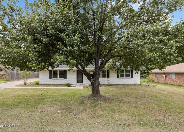 Property at 2389 Napoleon Ave, Pearl, MS 39208, 3 beds, 2 baths