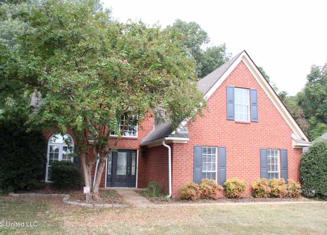 Property at 6647 Renee Dr, Olive Branch, MS 38654, 4 beds, 2.5 baths
