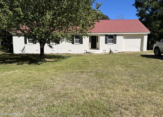 Property at 3707 S Red Banks Rd, Byhalia, MS 38611, 3 beds, 2 baths