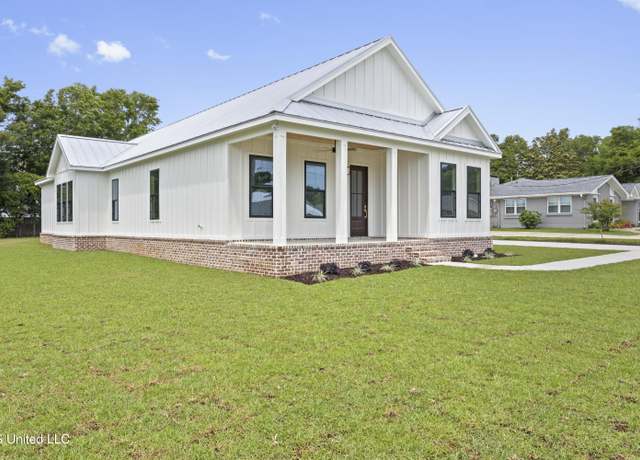 Property at 217 White Harbor Rd, Long Beach, MS 39560, 3 beds, 2 baths