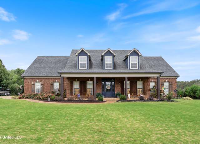 Property at 144 Oak Ridge Lakes Dr, Coldwater, MS 38618, 4 beds, 3 baths