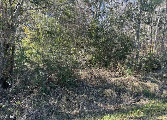Property at 1420 Plover St, Ocean Springs, MS 39564