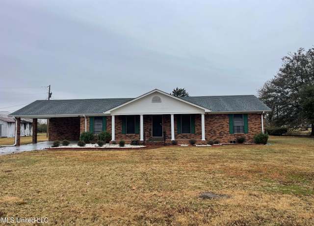 Property at 437 Sunrise Dr, Cleveland, MS 38732, 3 beds, 2 baths
