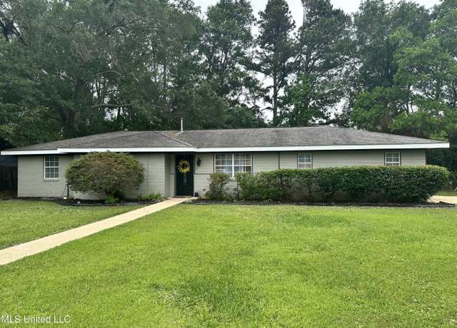Property at 2500 Englewood Rd, Ocean Springs, MS 39564, 4 beds, 2 baths