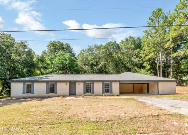 Property at 8045 Oak Hill Dr, Semmes, AL 36575, 4 beds, 3 baths
