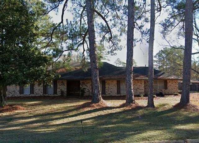 Property at 6234 Hanging Moss Rd, Jackson, MS 39206, 4 beds, 2.5 baths