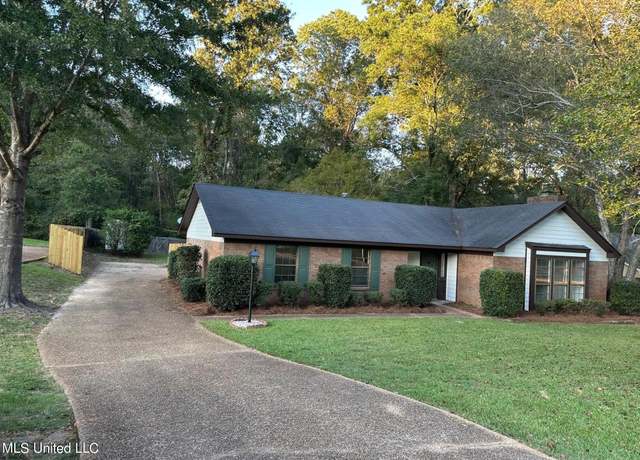 Property at 4714 Brookwood Pl, Byram, MS 39272, 3 beds, 2 baths