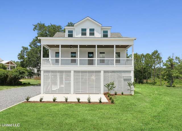 Property at 225 Magnolia Ave, Pass Christian, MS 39571, 3 beds, 3.5 baths