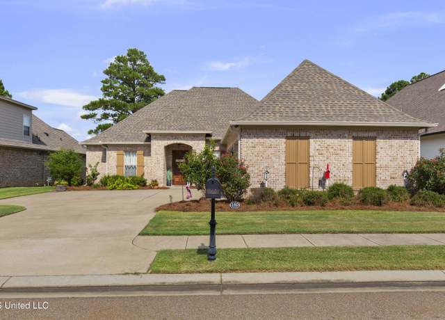 Property at 140 Greenway Ln, Madison, MS 39110, 4 beds, 3 baths