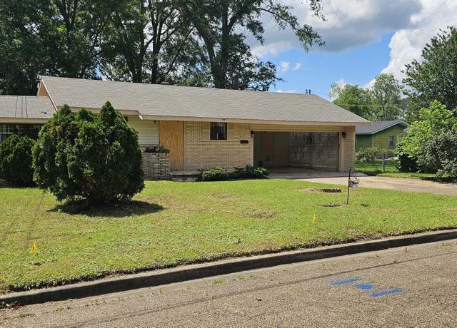 Property at 1483 Rockdale Dr, Jackson, MS 39213, 3 beds, 3 baths