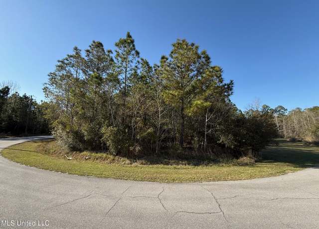 Property at 1324 Paani Ct, Diamondhead, MS 39525