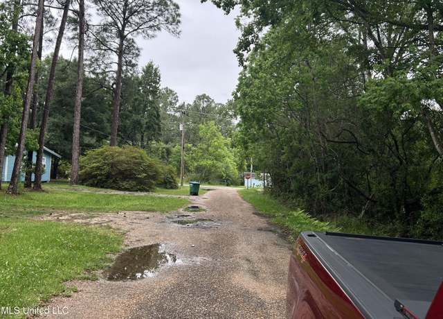 Property at 2220 Falcon Rd, Gautier, MS 39553