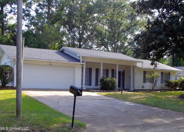 Property at 5717 Wildflower Dr, Jackson, MS 39209, 3 beds, 2 baths